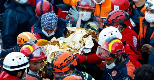 爱琴海地震灾区再寻获生还者 3岁女童受困65小时获救