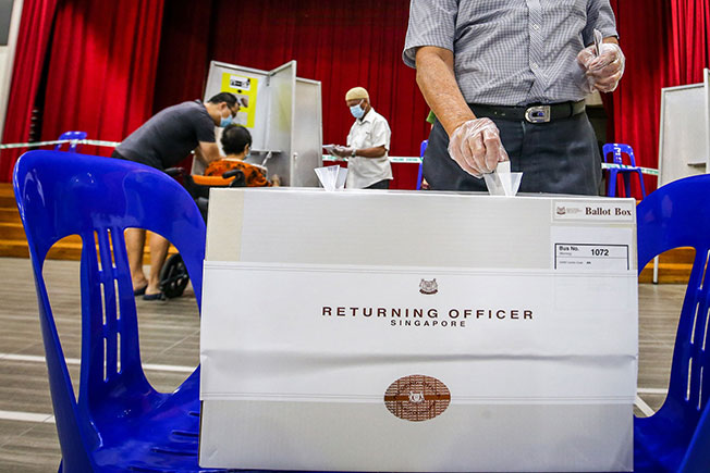 2020大选，人民行动党除了无法夺回阿裕尼和后港两个工人党选区，也丢失新划分出来的盛港集选区，61％的整体得票率也比预料中来得低。（叶振忠摄）