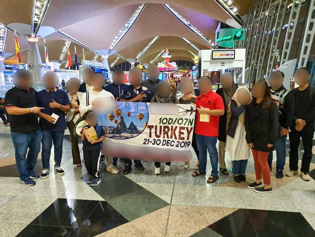 集团曾携一众业绩达标的成员，前往土耳其旅游。