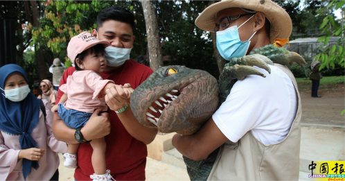 東南亞最大恐龍樂園開放  首3小時迎1200訪客
