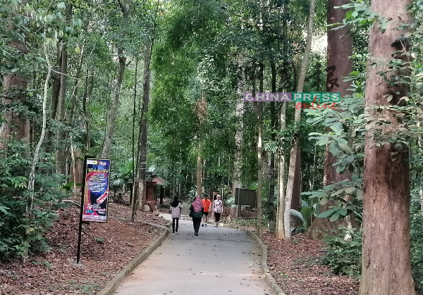 爱极乐植物园是许多马六甲人喜爱的休闲与运动场所。