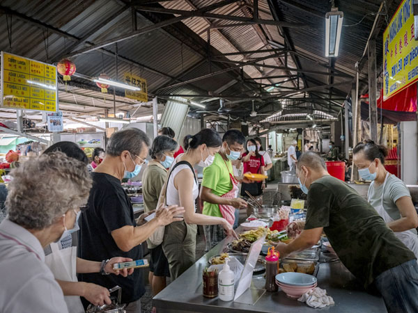 商家希望政府再允许延缓还贷。