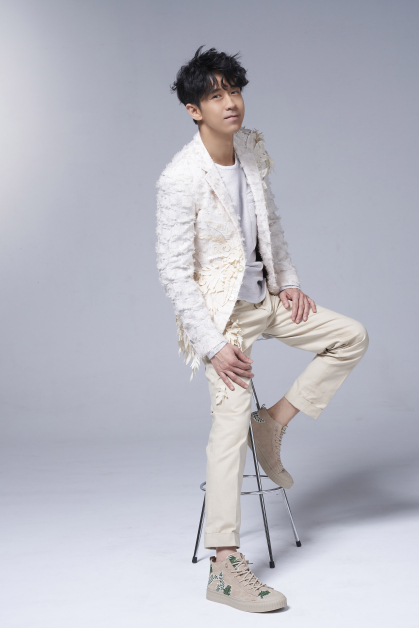 光良去年几乎零收入,但身为公司老板的他坚持不减薪。(星娱音乐提供)