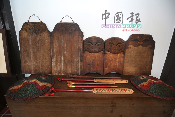 王舡博物馆收集了王舡游行与王爷信仰的文物与资料。
