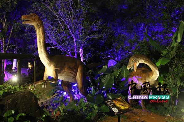 遇见恐龙园，为马六甲动物园的新打卡景点。