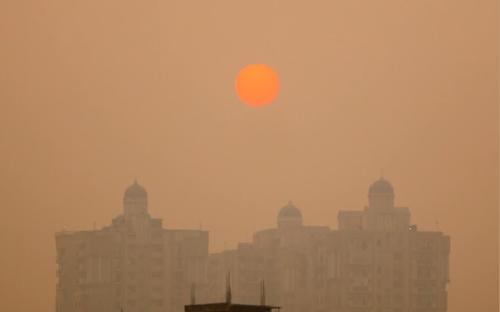 新德里的空污足以让太阳失色。