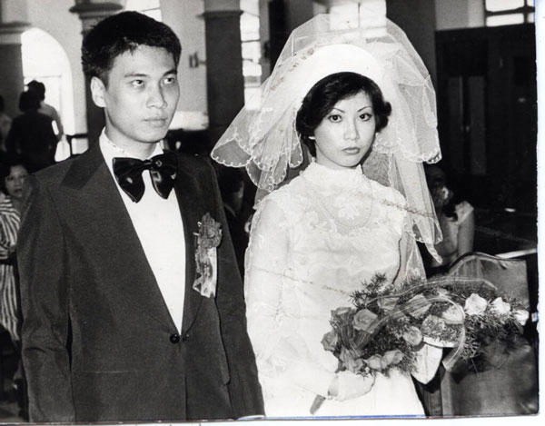 吴孟达76年与第一任太太麦莉莉结婚，婚姻维持了18年。