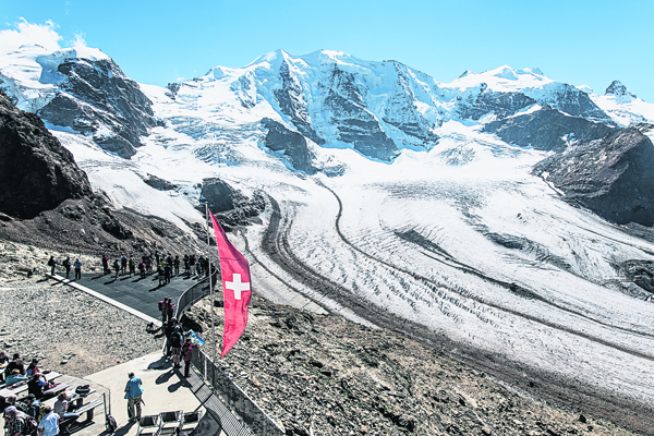Glacier, Mountains, Snow, view, Swiss flag