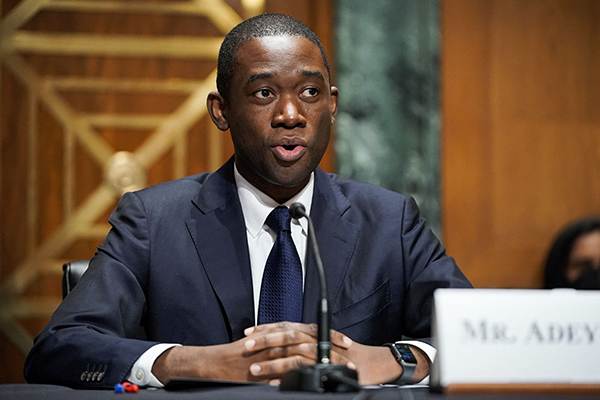 一旦参议院通过任命，身为尼日利亚移民之子的阿德耶莫，将成为美国第一位非裔副财长。