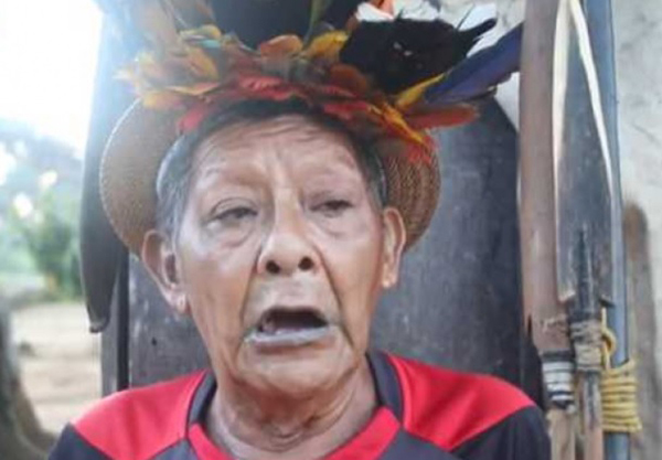茹马族长老阿鲁卡茹马因为染疫在当地医院去世。（互联网）