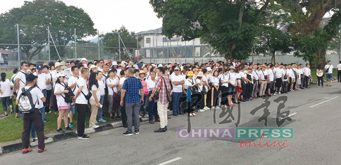 首次示威抗议约一周后，飞抵大马的中国籍投资者已超过560人。