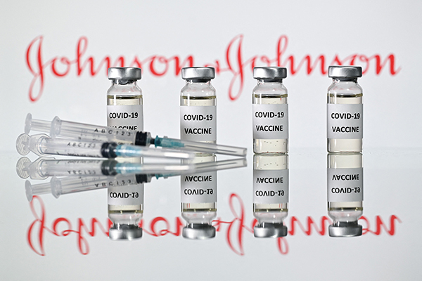 南非也宣布暂停使用庄生疫苗。（法新社）