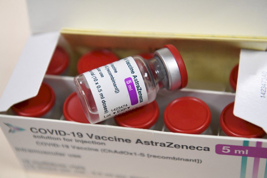 许多人接种AZ疫苗后出现血栓。