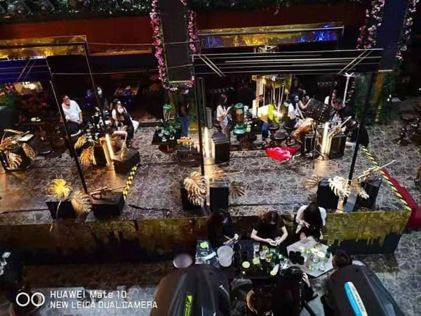 90男女夜店狂欢被逮 隆警开罚47万