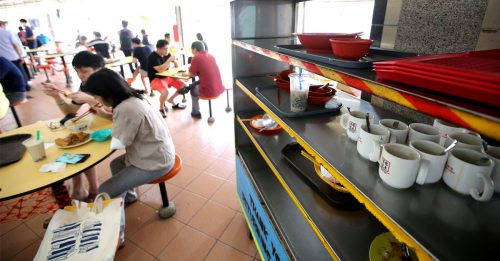 新国6月起 小贩中心用餐 自行清桌 重犯者罚RM900