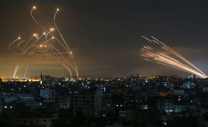以色列和巴勒斯坦的哈马斯近日交战，局势紧张。