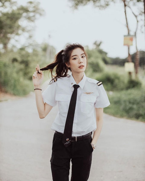 年仅21岁的Meimei Thanyawee是货真价实的飞行员。