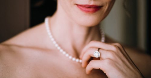 ◤风尚◢珍珠饰品变黄怎么办？