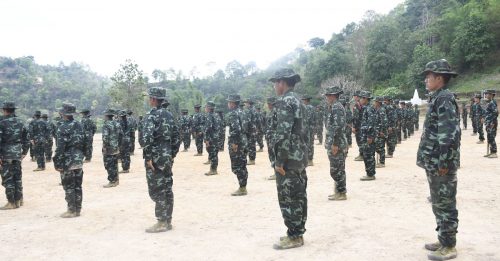 民兵土制武器无法抵抗  缅军开枪杀扫射20死