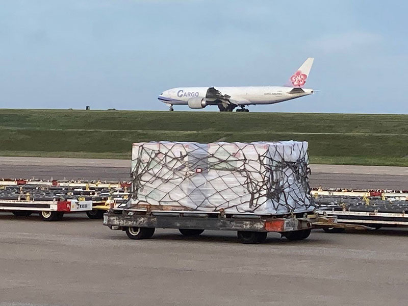 美国赠送台湾250万剂疫苗，周六由华航货机运送从美国田纳西州孟菲斯起飞，前往台湾。