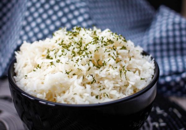 煮熟后的“White Rice”。