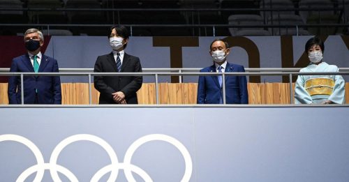 东京奥运刚落幕 菅义伟支持率首跌破30%