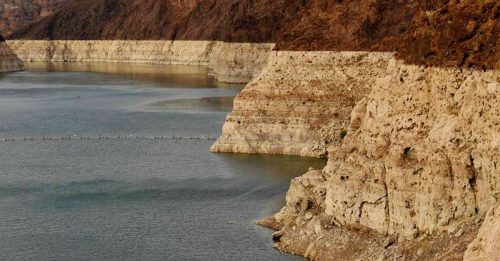 最大水库水位创新低 美国史上首次缺水限水通告