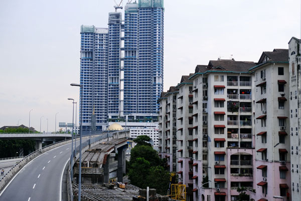 调查显示，吉隆坡的房价在疫情期间持续高涨。
