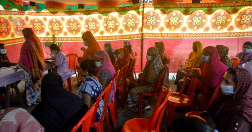 ◤全球大流行◢孟加拉最大妓院 接种400支疫苗