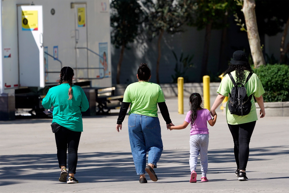 美墨边境非法移民有增无减。
