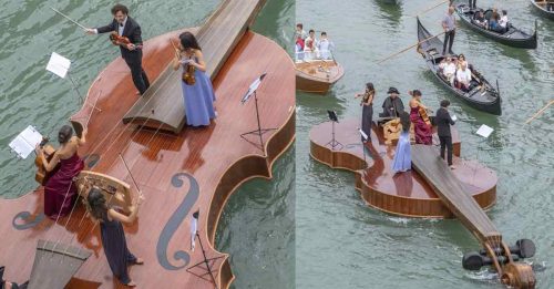 巨型“小提琴” 威尼斯河上漂