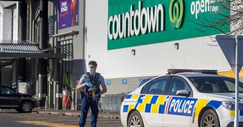 男子持刀发动恐袭后 纽西兰连锁超市停售利刃
