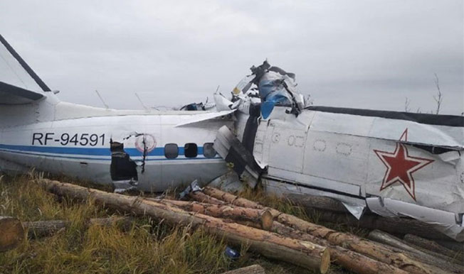 飞机坠毁后的情况。