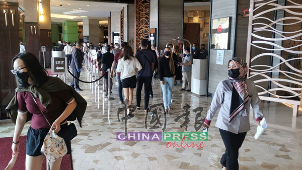 云顶高原,我来了! 人潮超乎想像