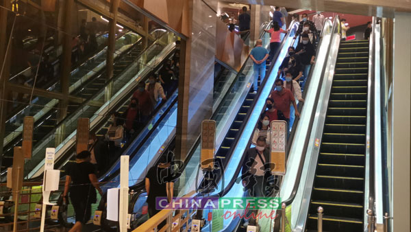 云顶高原,我来了! 人潮超乎想像