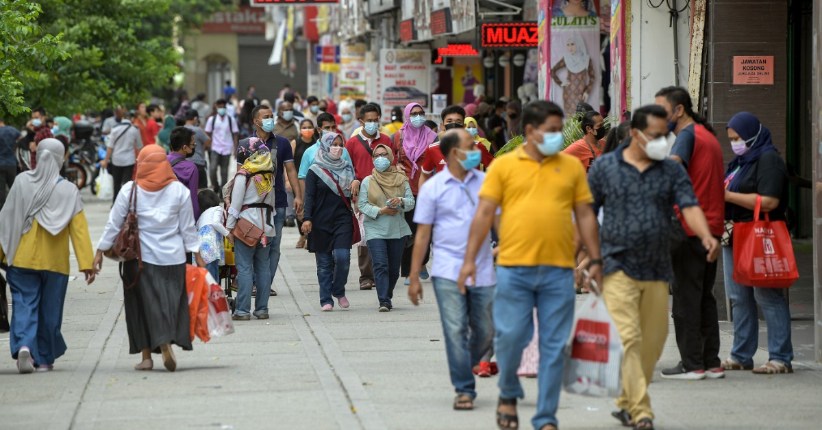 李兴裕说,由于原料成本上升和供应中断,一些商品与服务价格水平普遍上涨。