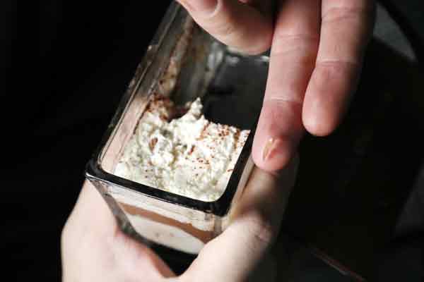 “提拉米苏”里的玻璃碎片长约一公分。