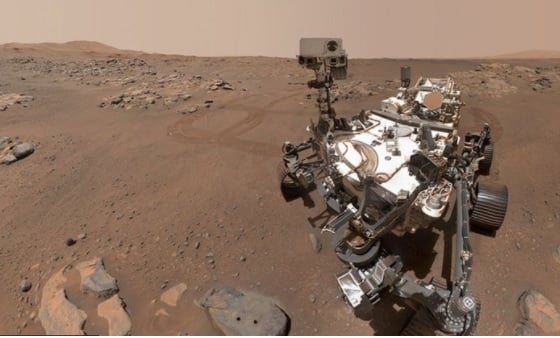 “毅力号”的任务是搜集样本，待运回地球后供研究团队探察，辨识火星是否曾经存在生命，是否留下了“生物印记”。