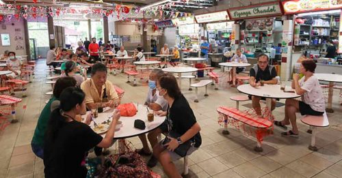 ◤新国CCB◢新加坡22日起  允不同户5人堂食
