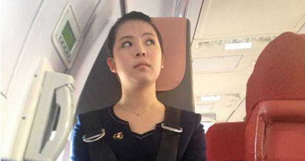 高丽航空空服员的清新气质，让网友称赞“素颜都很美”。