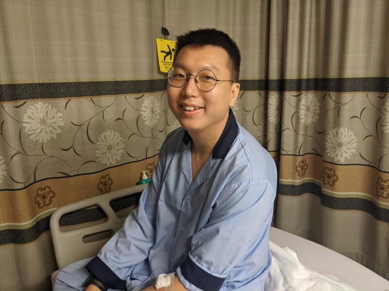 尚殿君患罕见的骨髓增生异常综合征，日前因为细菌感染得住院，但他仍乐观面对。（受访者提供） 
