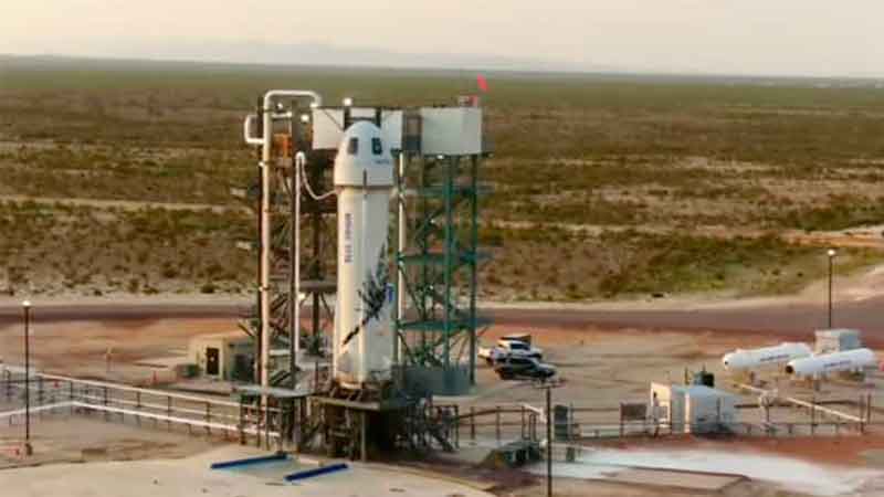 德州范霍恩附近航天发射台上的“新谢泼德号”（New Shepard）火箭，摄于今年7月20日。