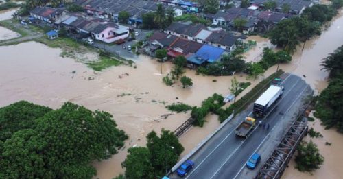 ◤大水灾◢ 12小时长命雨 亚沙逾200户遭水劫