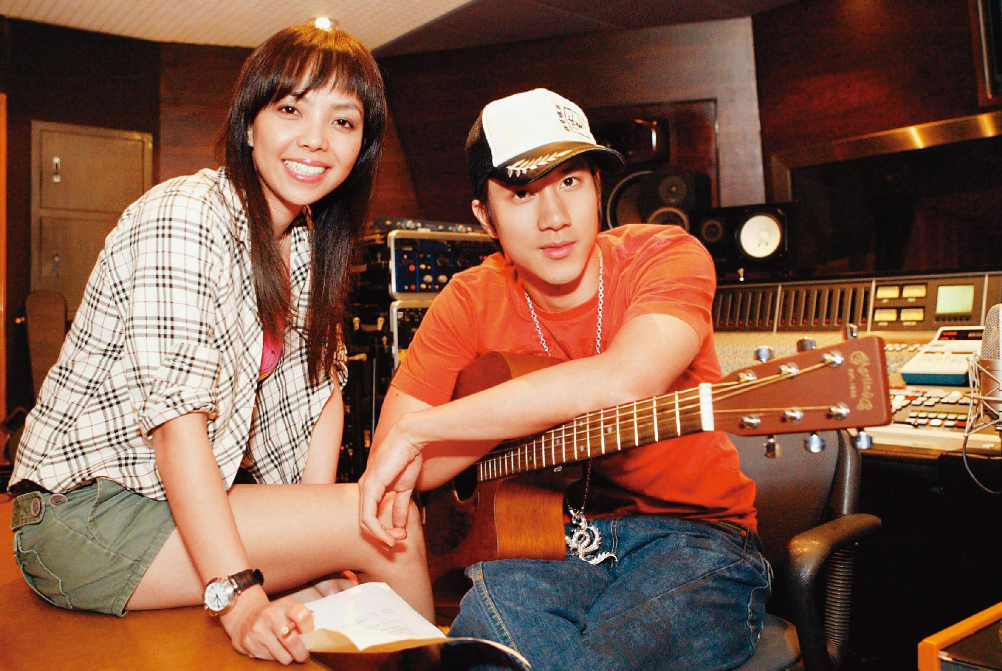 张惠妹和王力宏过往的绯闻被掀。