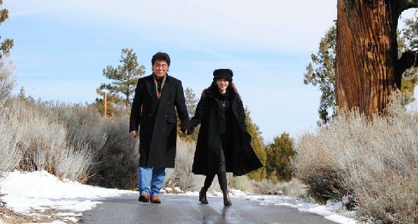 冠雄和老婆姜文淑结婚多年，彼此“相敬如宾”。