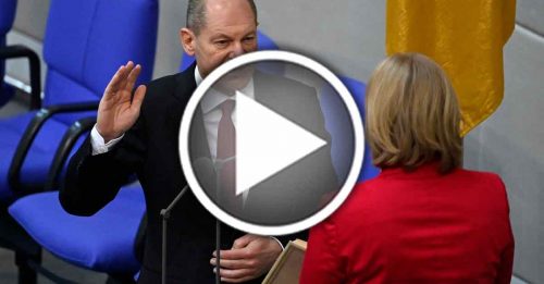 德政坛开启新纪元 舒尔茨宣誓就职总理