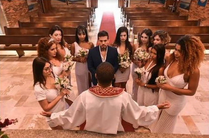 乌索在教堂与9名女子同时举行婚礼。