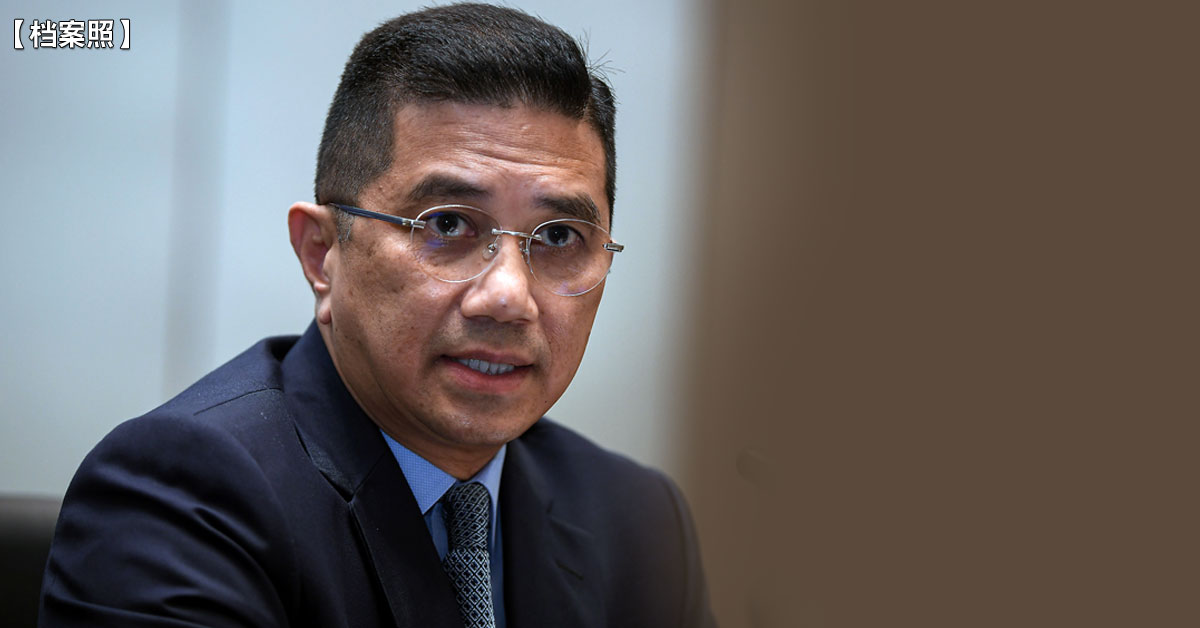 公正党柔州选弃用希盟标志 阿兹敏：安华对希盟失去信心