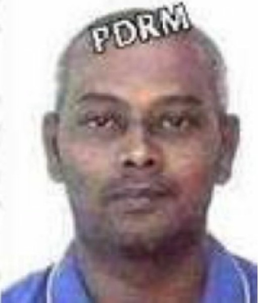 警方寻找44 岁的峇马纳丹。