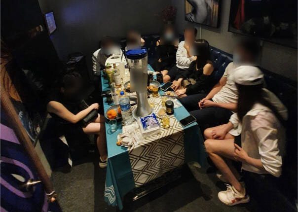 警方突击森林商业中心的夜店时，发现有10名外国籍的陪酒女郎，其中一人的ART检测结果呈阳。（警方提供） 